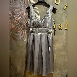 Night Way Collections Metallic Silver A-line knee length Dress size 14